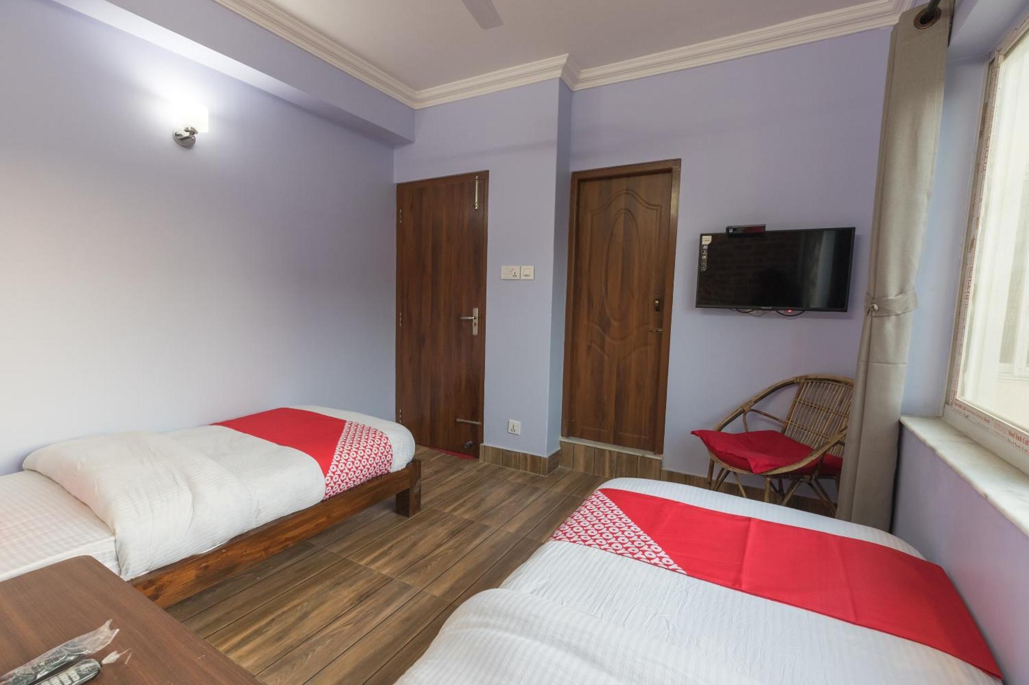 Oyo 729 Hotel Era Balaju 外观 照片
