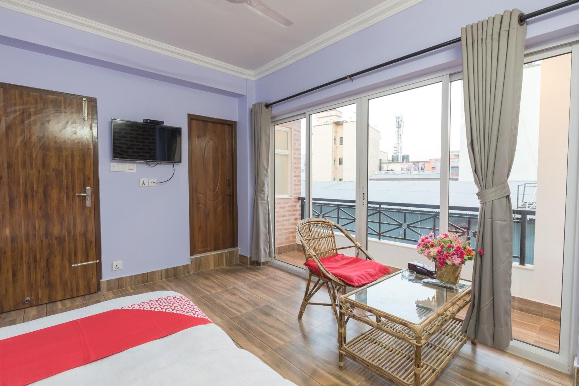 Oyo 729 Hotel Era Balaju 外观 照片