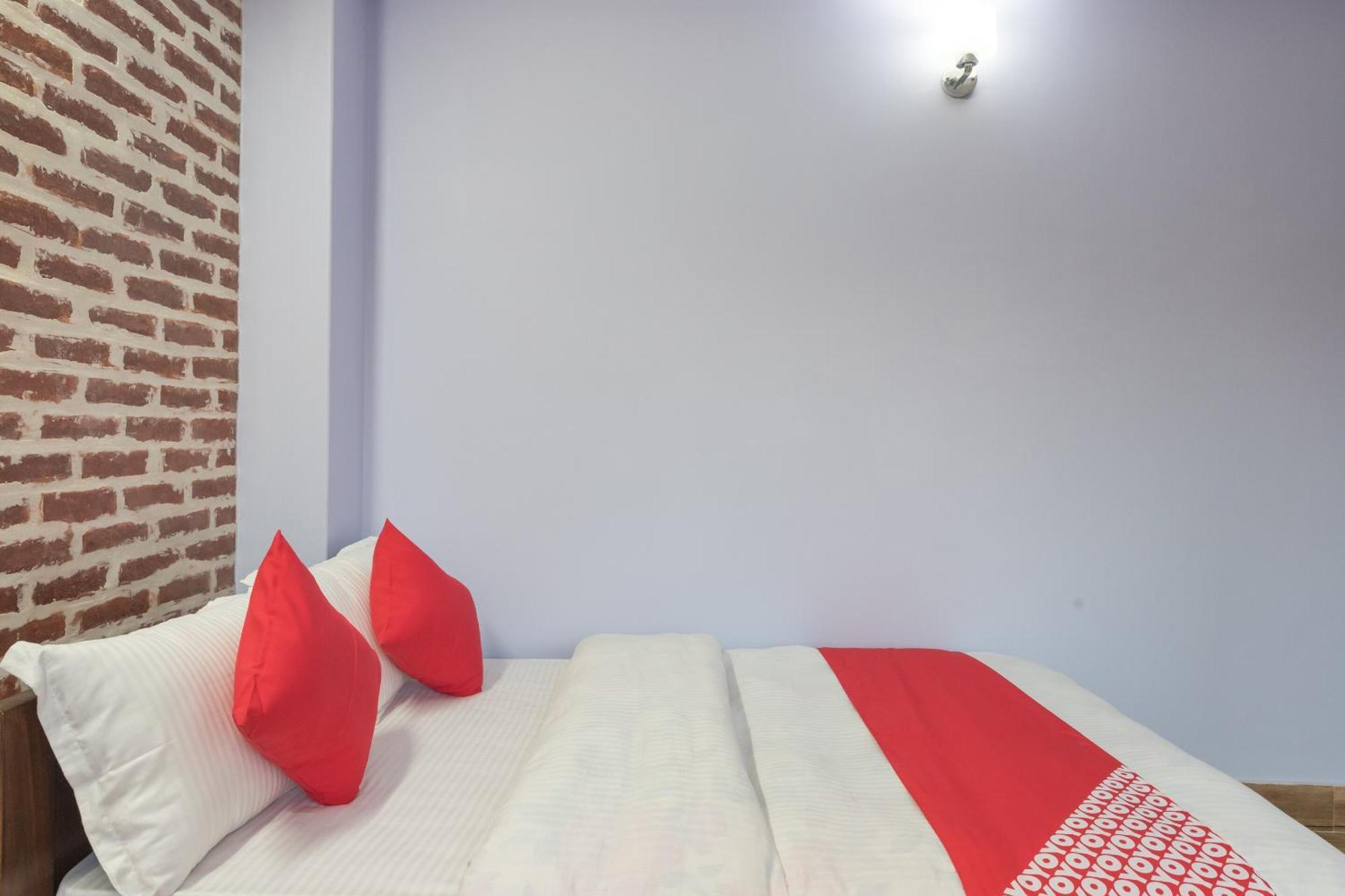 Oyo 729 Hotel Era Balaju 外观 照片